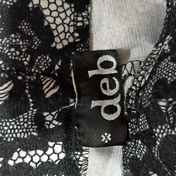 Floral Lace Design High Waist Shorts - Picture 4 of 4